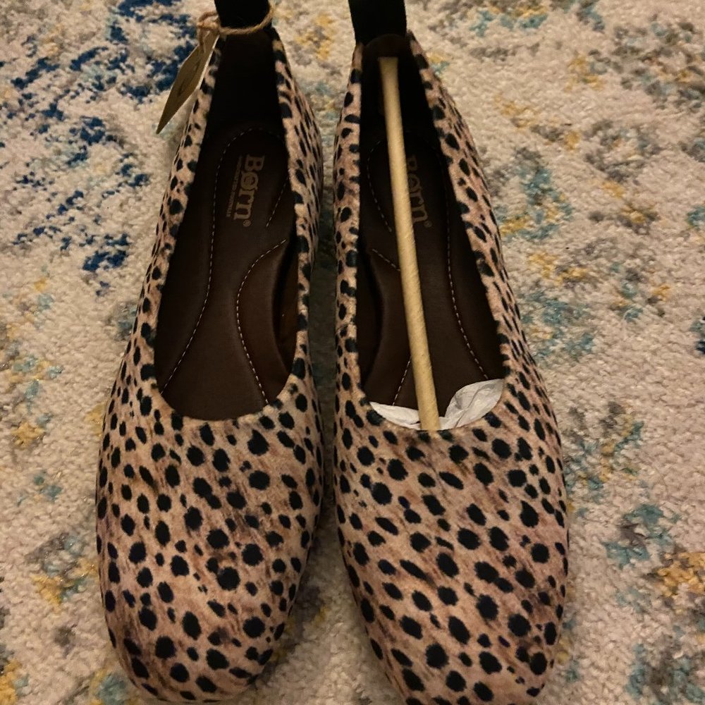 NIB Born Boca Size 8M Leopard Print on Suede